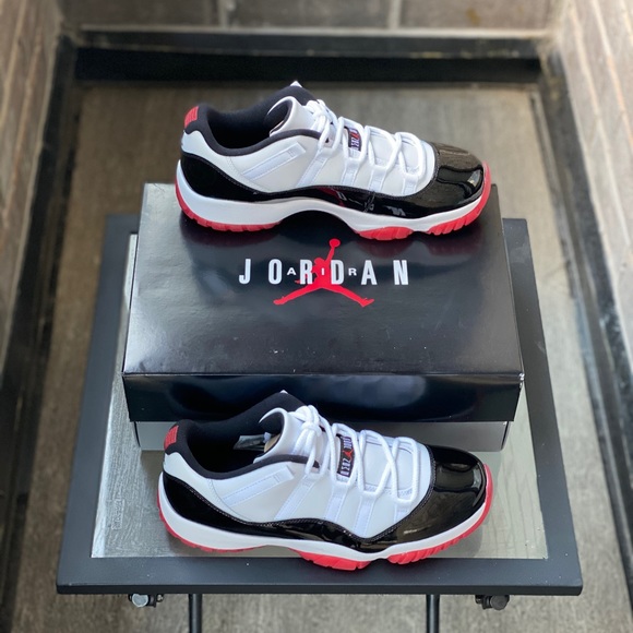 Jordan 11 Retro Low Concord Bred - Picture 3 of 5